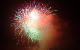 Bal et feu d'artifice à l'Etrat