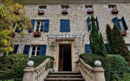Gîte de groupe et d'étape Le Sequoia