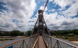 Fossiles et chevalements de mine dans la Loire et en France