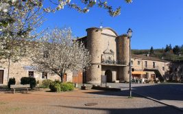 Village de Sainte-Croix-en-Jarez