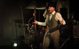 Théâtre "Boîte de nuits" - Compagnie La toute Petite Compagnie