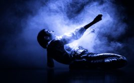 Théâtre: Midi nous le dira