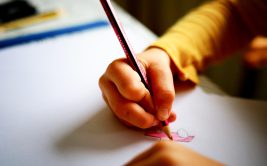 Atelier 4/6 ans - Entre les lignes