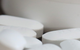 Conférence : " Antibiotiques : avancée thérapeutique et adaptation des bactéries" au Château de Bouthéon