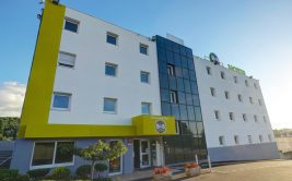 B&B Hôtel Saint-Etienne Monthieu**