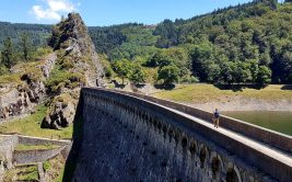 Promenade sur le Gouffre d'Enfer et le Pas de Riot