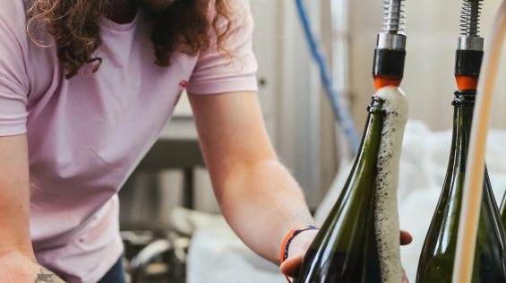 Brasserie_Stephanoise___Mise_en_bouteille-Saint-Etienne_Tourisme___Congres___Magali_Stora-97779