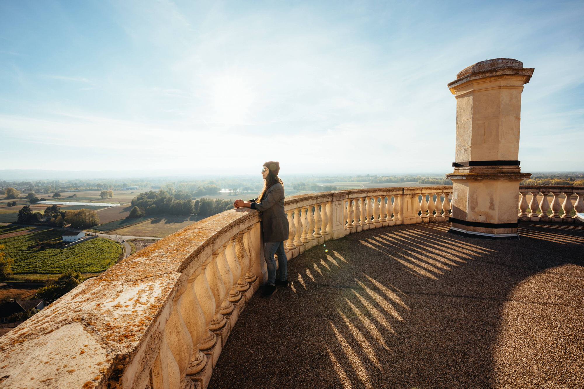 Julien Tamara (11) (1) Château de Bouthéon balcon