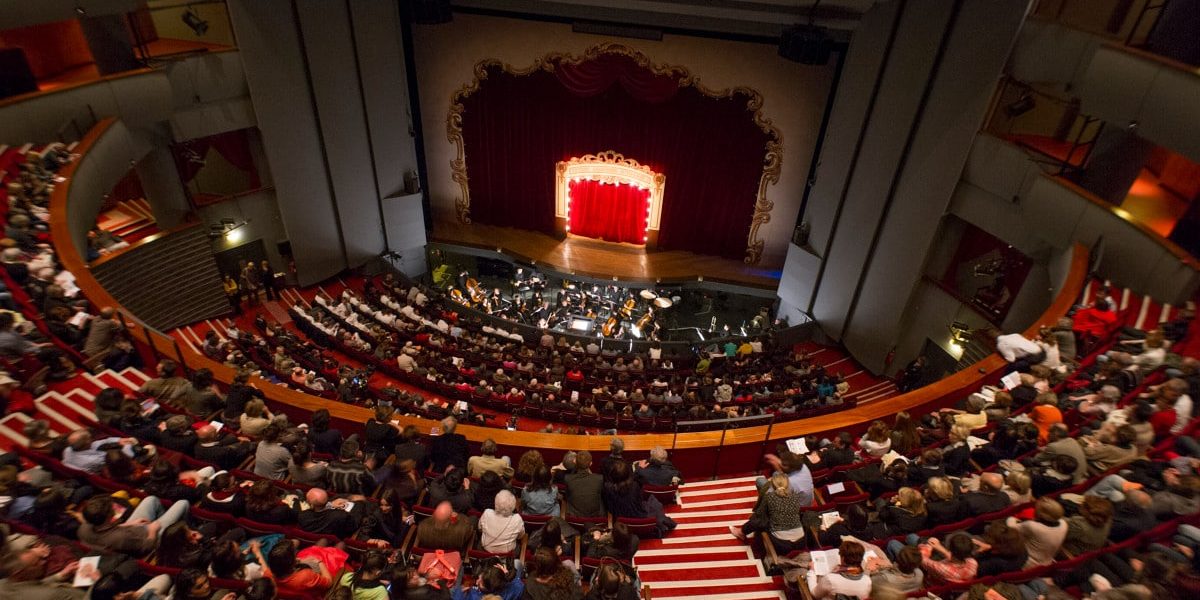 SALLE DE SPECTACLE
