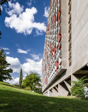 Site_Le_Corbusier___Unite_d_Habitation___exterieur-Inscrire_la_legende-20476-1200px
