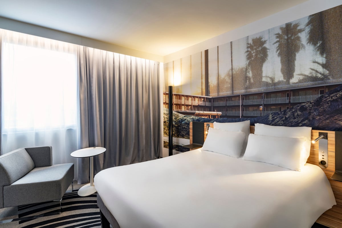 Hotel_Novotel_Saint-Etienne_Centre_Gare_Chateaucreux___chambre-Inscrire_la_legende-78062-1200px