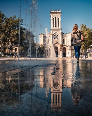 Place_Jean_Jaures-Saint-Etienne_Tourisme___Congres___Valentin_Tissot_-_Frenchexploreur-85145-1200px