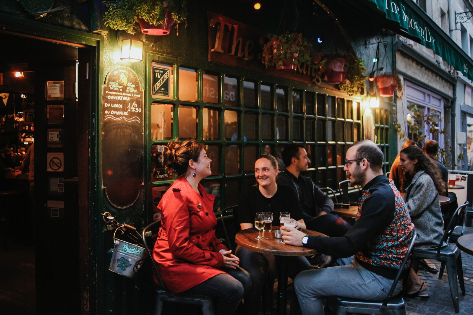 Bar_rue_des_Martyrs_de_Vingre___Smoking_Dog-Saint-Etienne_Tourisme___Congres___Magali_Stora-90104-1600px