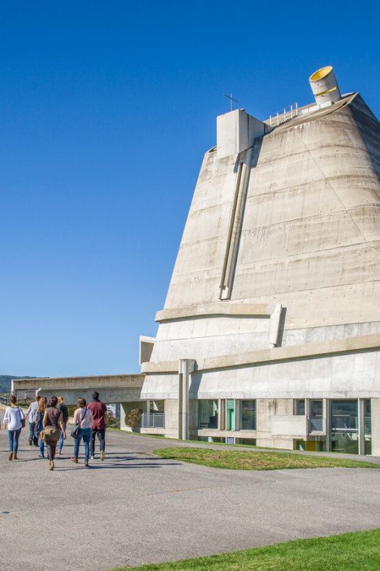 Site_Le_Corbusier___eglise_Saint-Pierre-Inscrire_la_legende-20982-1600px