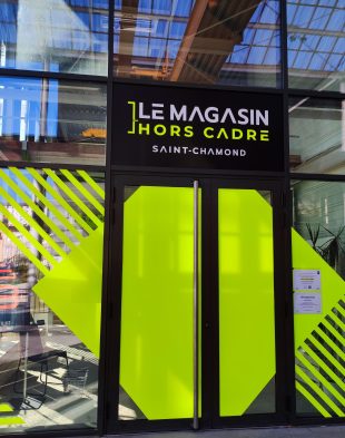 Archive_-_Le_Magasin_Hors_Cadre_-_Saint-Chamond___Pendant_la_Biennale_2022-Saint-Etienne_Tourisme___Congres-88067
