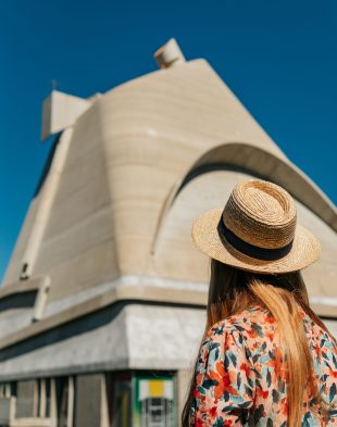Site_Le_Corbusier___eglise_Saint-Pierre-Inscrire_la_legende-88756