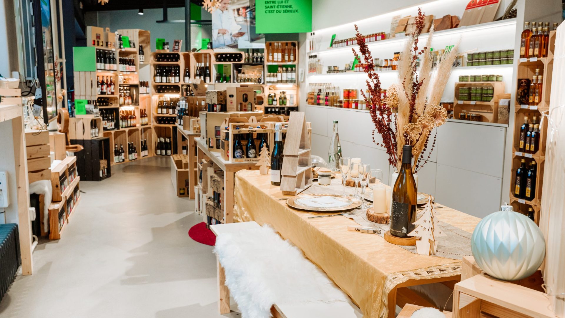 Le_Magasin_Saint-Etienne_Hors_Cadre___Boutique_Office_de_Tourisme-Saint-Etienne_Tourisme___Congres___Eva_Ferrante-90174