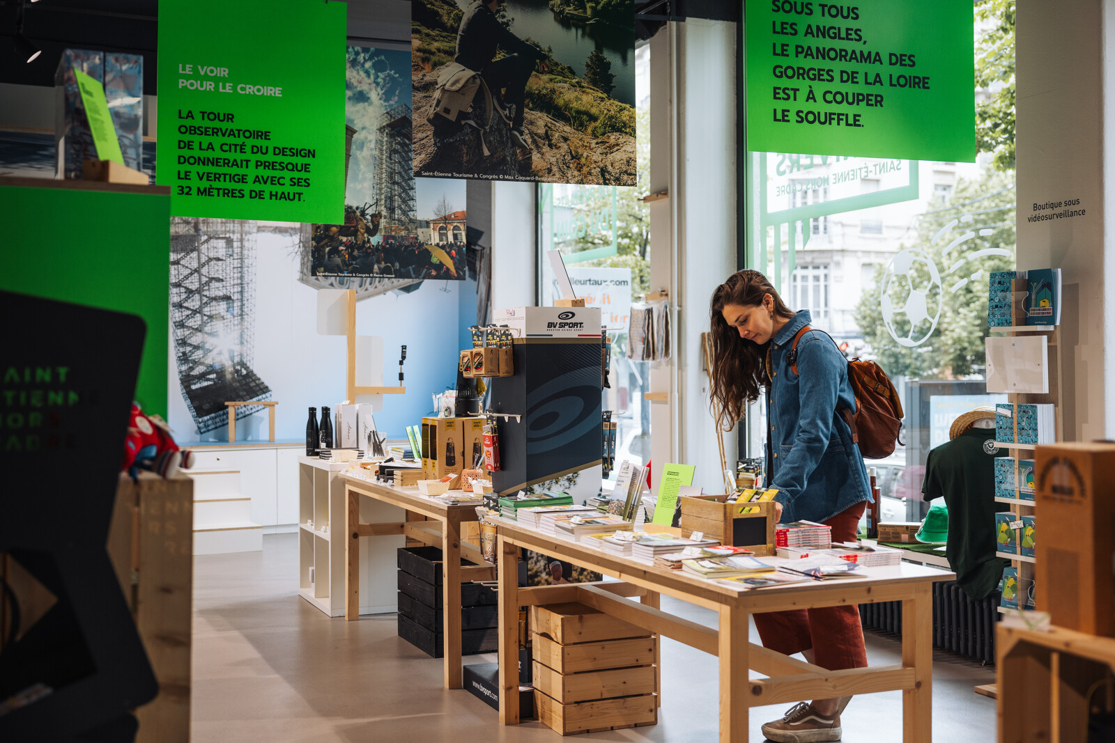 https://www.saint-etienne-hors-cadre.fr/content/uploads/2024/09/La_Magasin_Saint-Etienne_Hors_Cadre-Saint-Etienne_Tourisme___Congres___French_Wanderers-96750-1600px.jpg