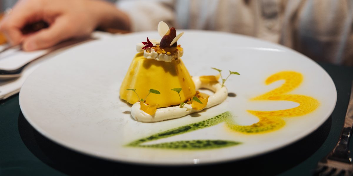 Restaurant_Madame_table_de_cheffe___plat-Saint-Etienne_Tourisme___Congres___French_Wanderers-96573