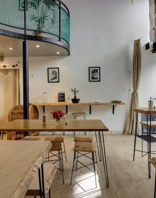 Cantine_Numero_Dix-Faire_figurer_le_nom_de_la_structure-96606