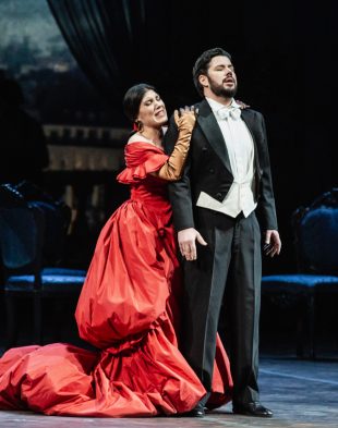 La-traviata_Claudia-Pavone-Violetta-Antonio-Poli-Alfredo_Yasuko-Kageyama-Opera-di-Roma-2018-19_6576-WEB