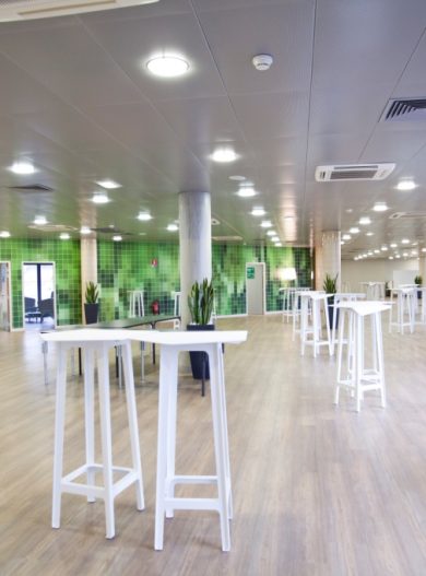 Salon Manufacture avec mange-debout